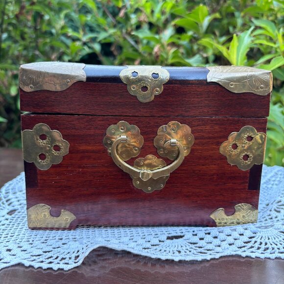 Vintage Rosewood Jewelry Box Brass Hardware Chest with Bone Medallion Solid Wood - Picture 9 of 16